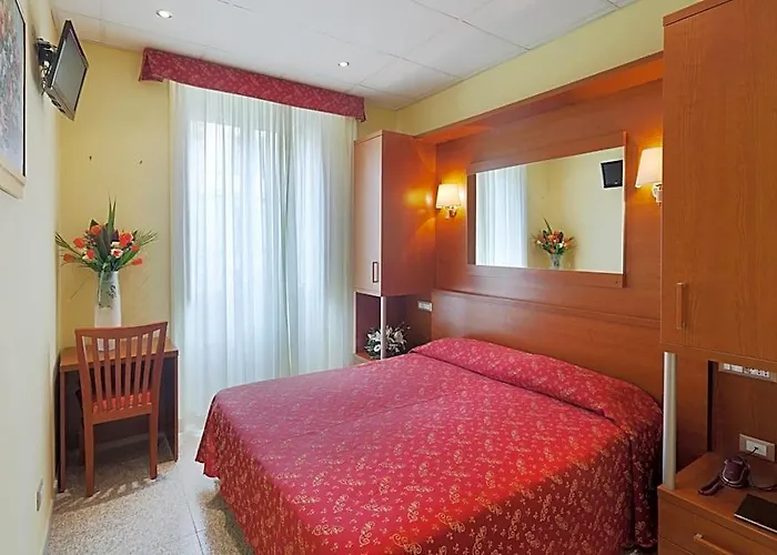 Otel Oriente 2*